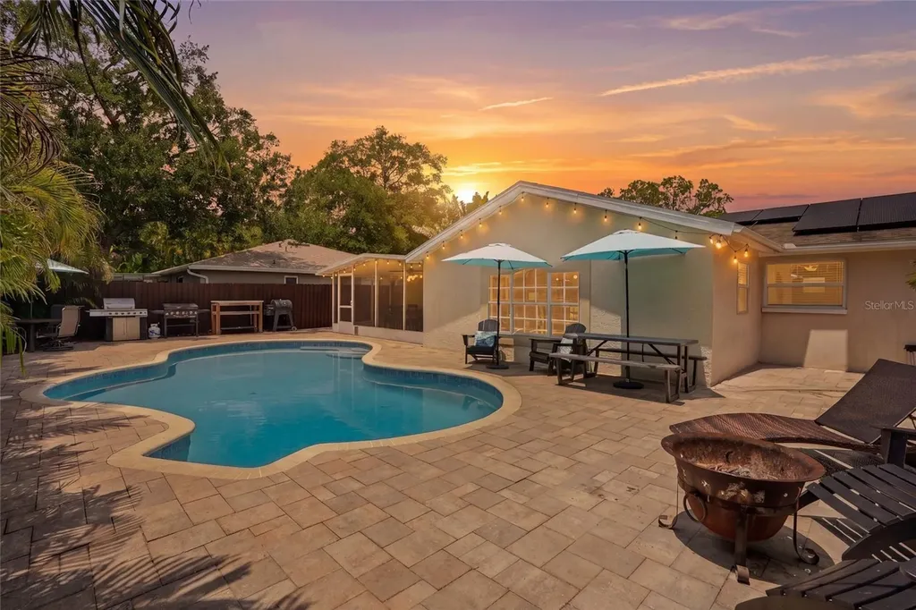 11994 107th Court Largo FL 33778