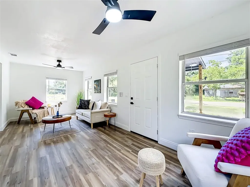 16116 Wallace Street Umatilla FL 32784