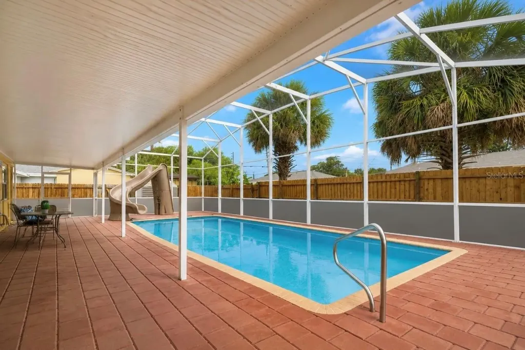 2016 Valencia Circle Kissimmee FL 34741