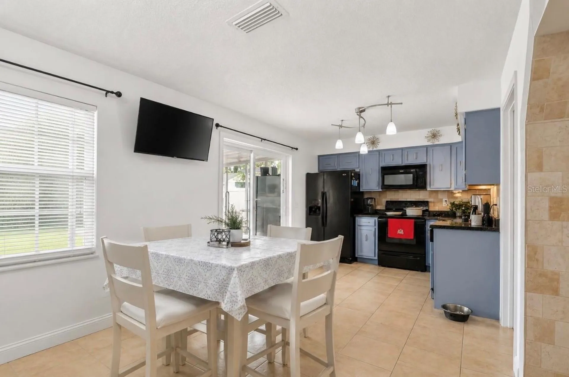 2016 Valencia Circle Kissimmee FL 34741