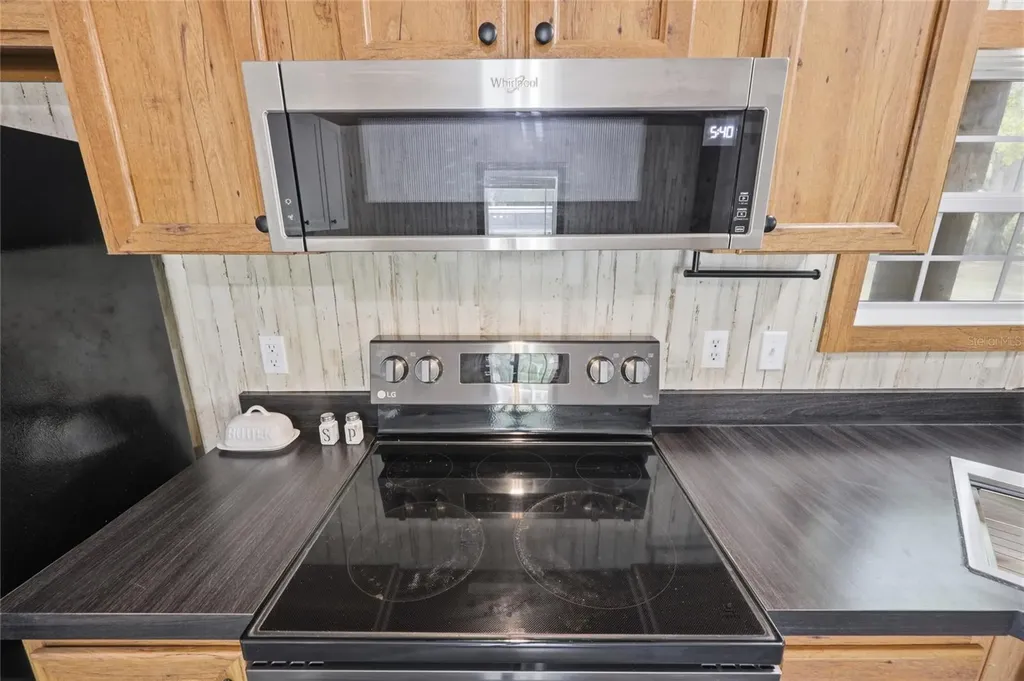 215 SW Alpine Place High Springs FL 32643