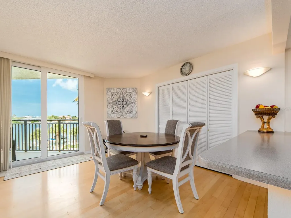 690 Island Way Clearwater Beach FL 33767
