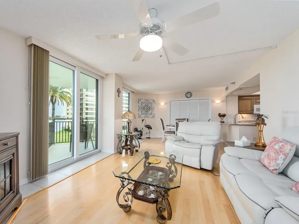 690 Island Way Clearwater Beach FL 33767