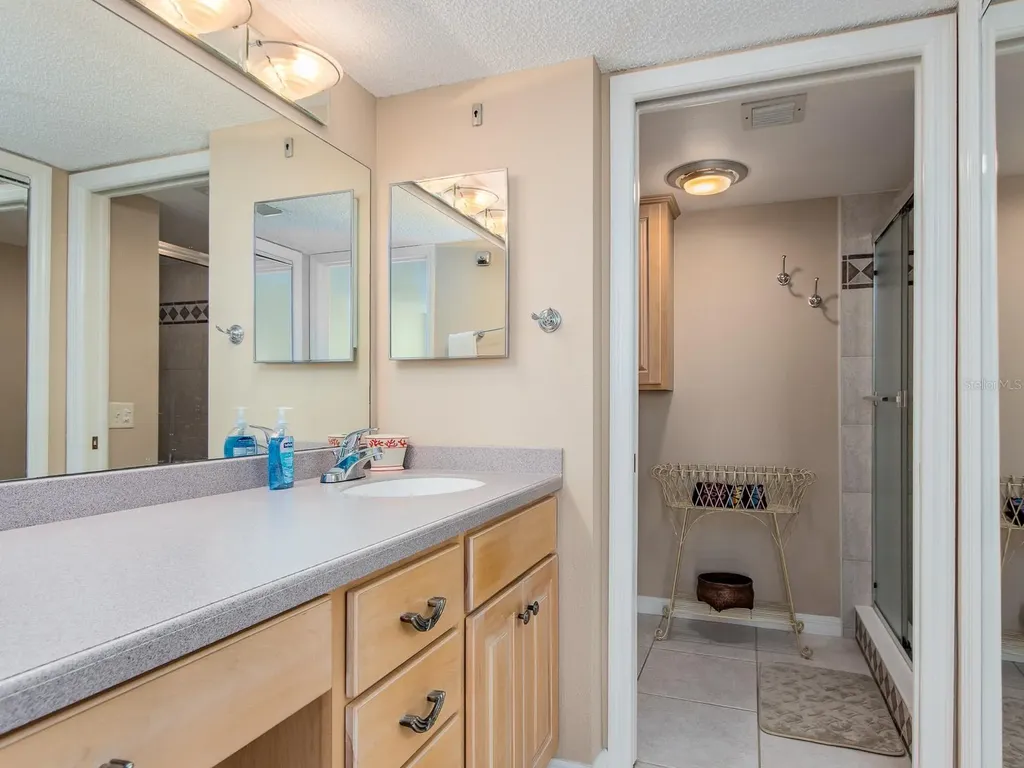 690 Island Way Clearwater Beach FL 33767