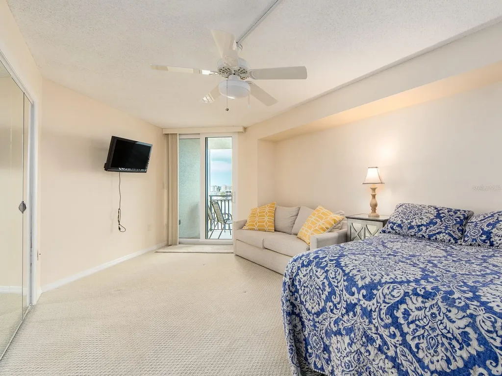 690 Island Way Clearwater Beach FL 33767