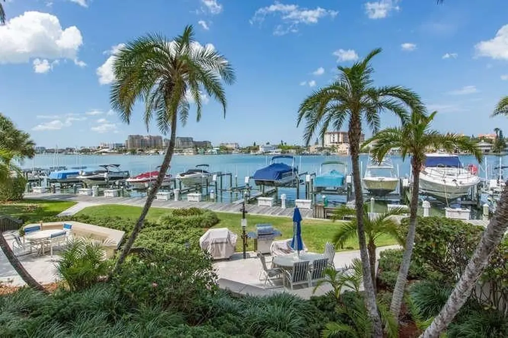 690 Island Way Clearwater Beach FL 33767