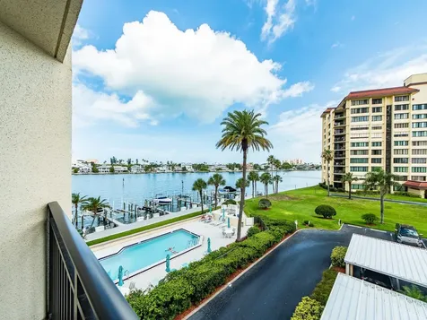 690 Island Way Clearwater Beach FL 33767