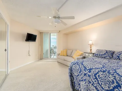 690 Island Way Clearwater Beach FL 33767