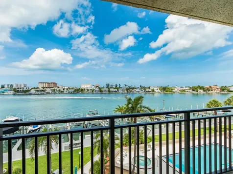 690 Island Way Clearwater Beach FL 33767