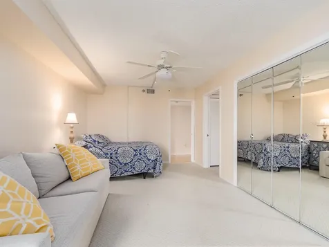 690 Island Way Clearwater Beach FL 33767