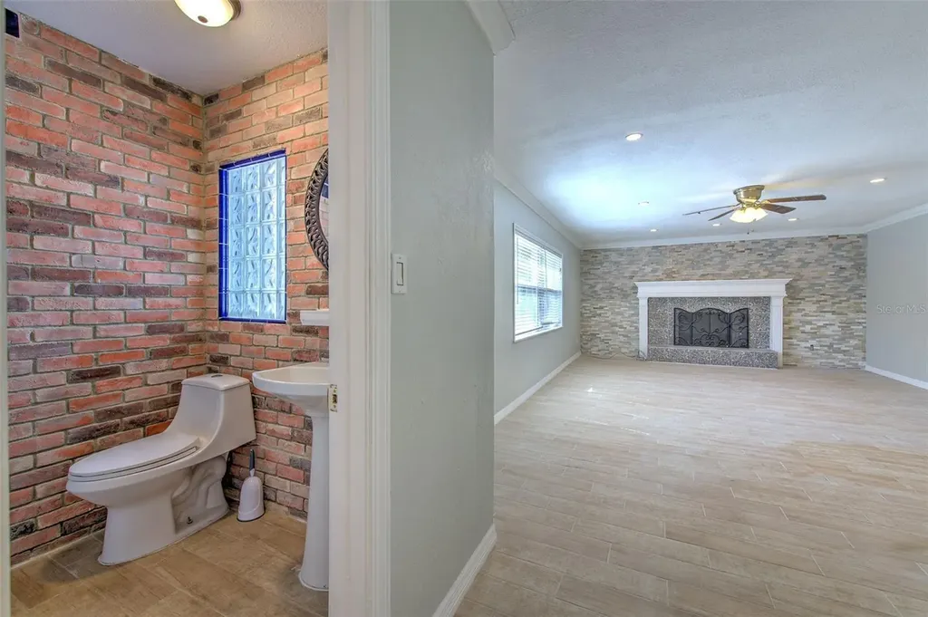 4711 W San Rafael Street Tampa FL 33629