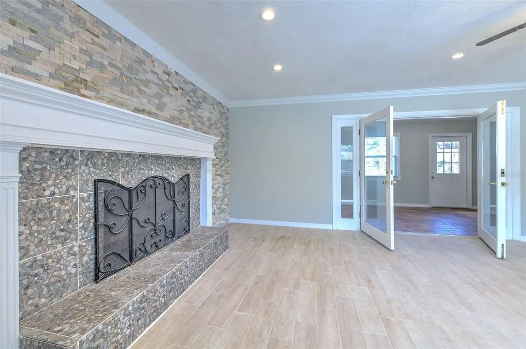 4711 W San Rafael Street Tampa FL 33629