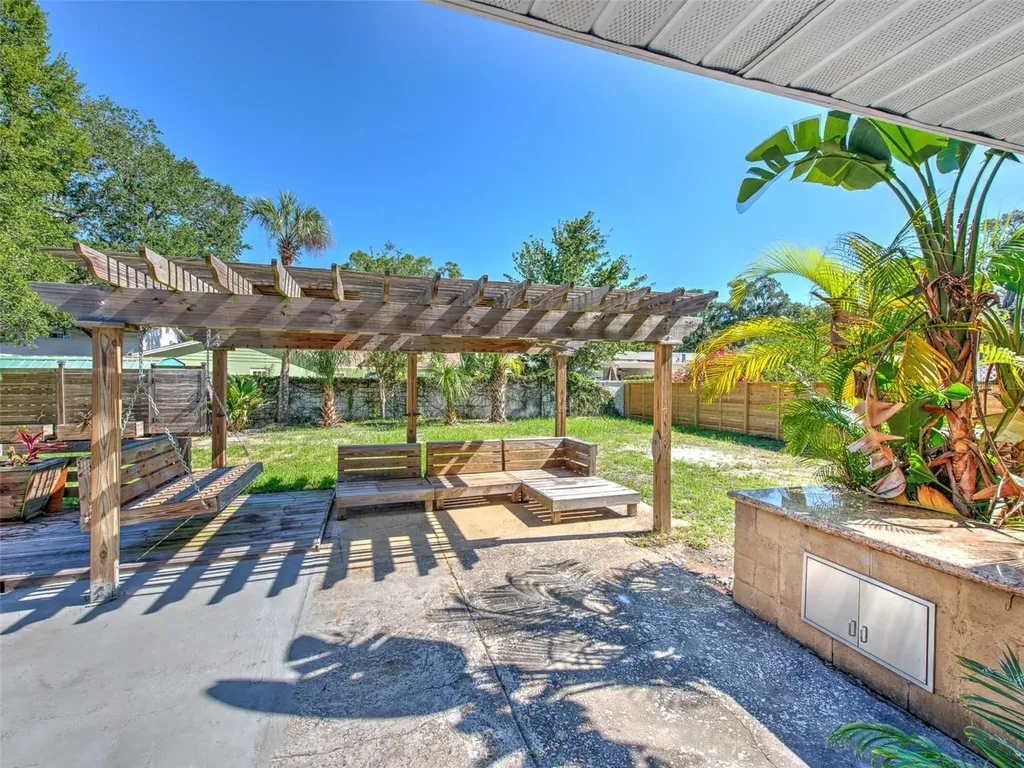4711 W San Rafael Street Tampa FL 33629