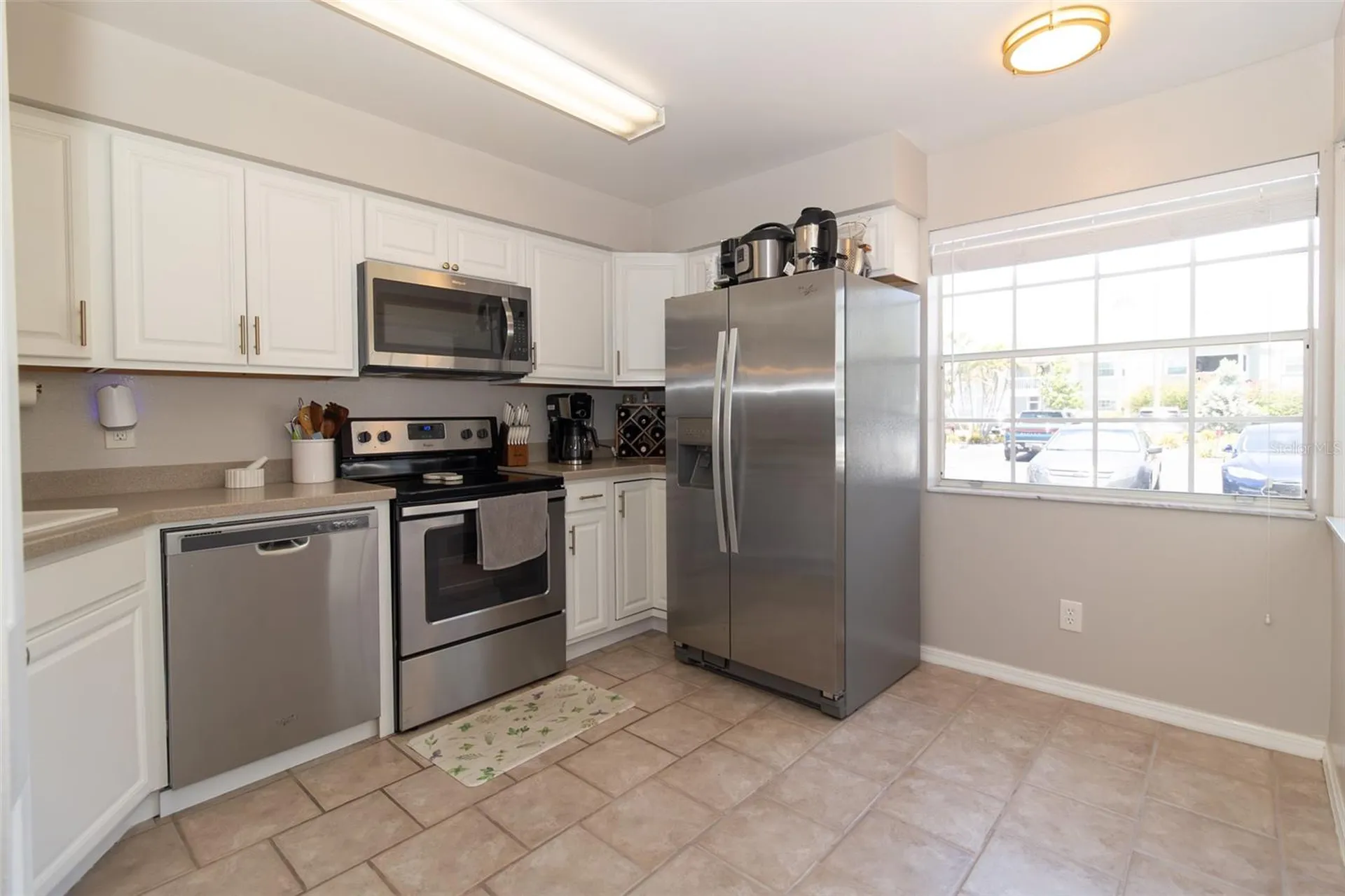 6916 Stones Throw Circle N St Petersburg FL 33710