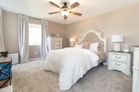 6916 Stones Throw Circle N St Petersburg FL 33710