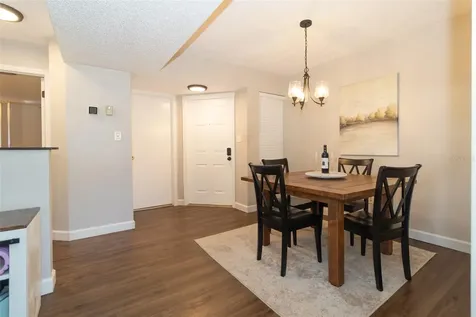 6916 Stones Throw Circle N St Petersburg FL 33710