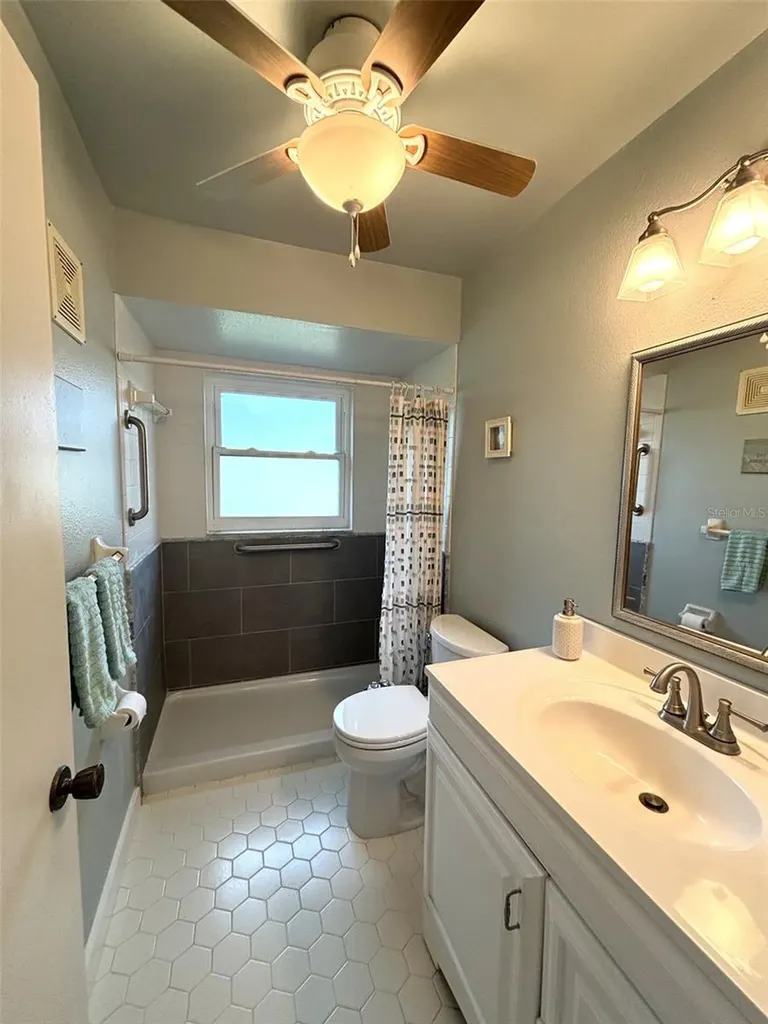5602 12th Avenue W Bradenton FL 34209