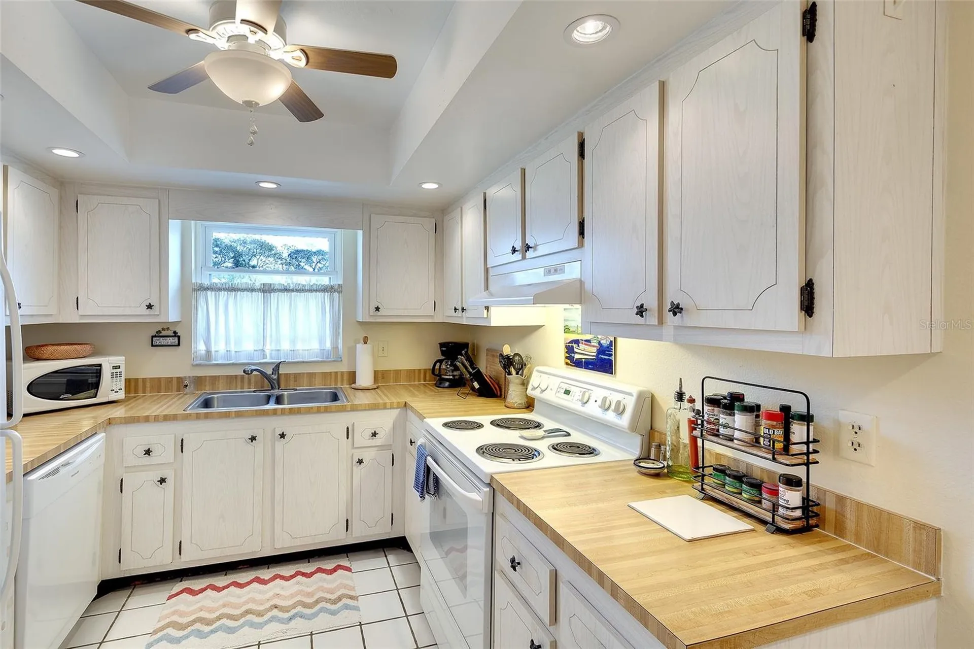 5602 12th Avenue W Bradenton FL 34209