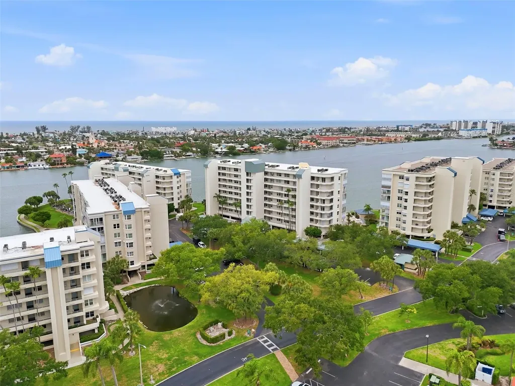 7932 Sailboat Key Boulevard S South Pasadena FL 33707