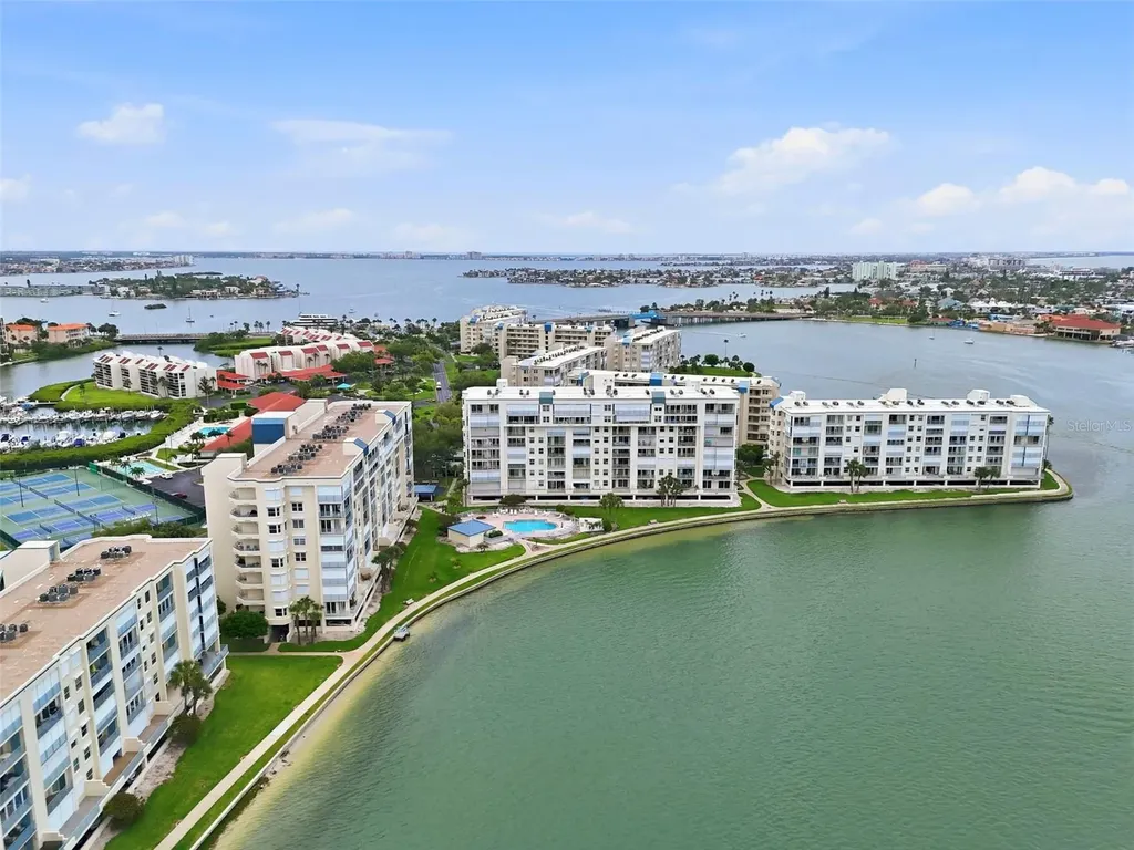 7932 Sailboat Key Boulevard S South Pasadena FL 33707