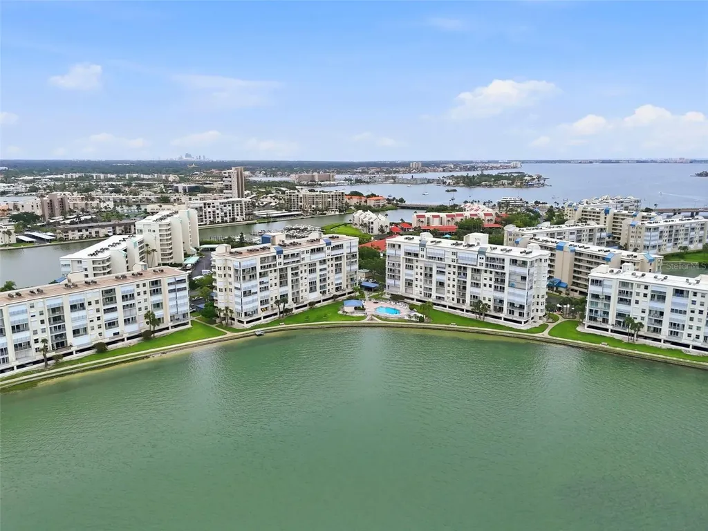 7932 Sailboat Key Boulevard S South Pasadena FL 33707