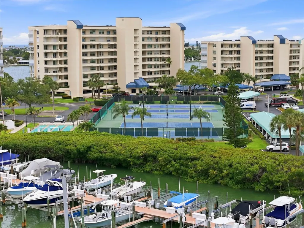 7932 Sailboat Key Boulevard S South Pasadena FL 33707