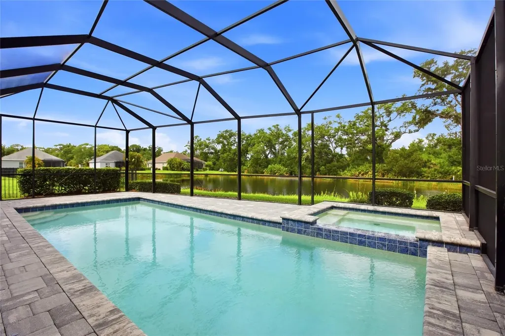 7545 Ridgelake Circle Bradenton FL 34203