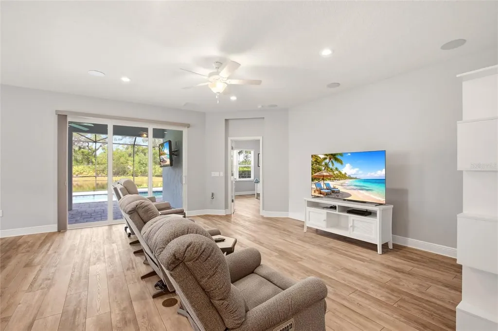 7545 Ridgelake Circle Bradenton FL 34203