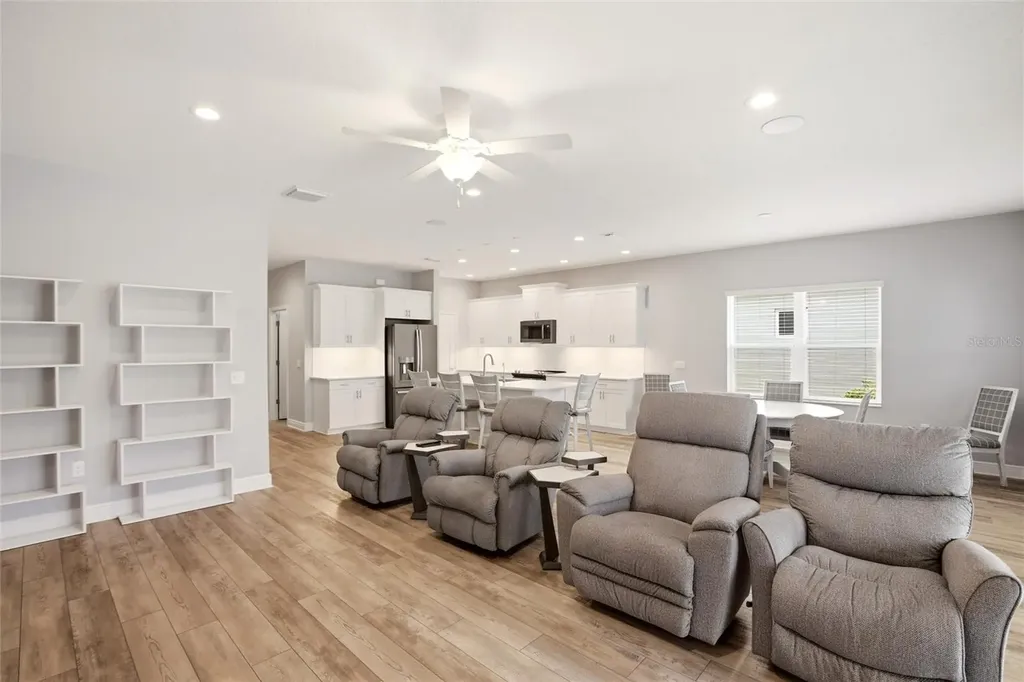 7545 Ridgelake Circle Bradenton FL 34203