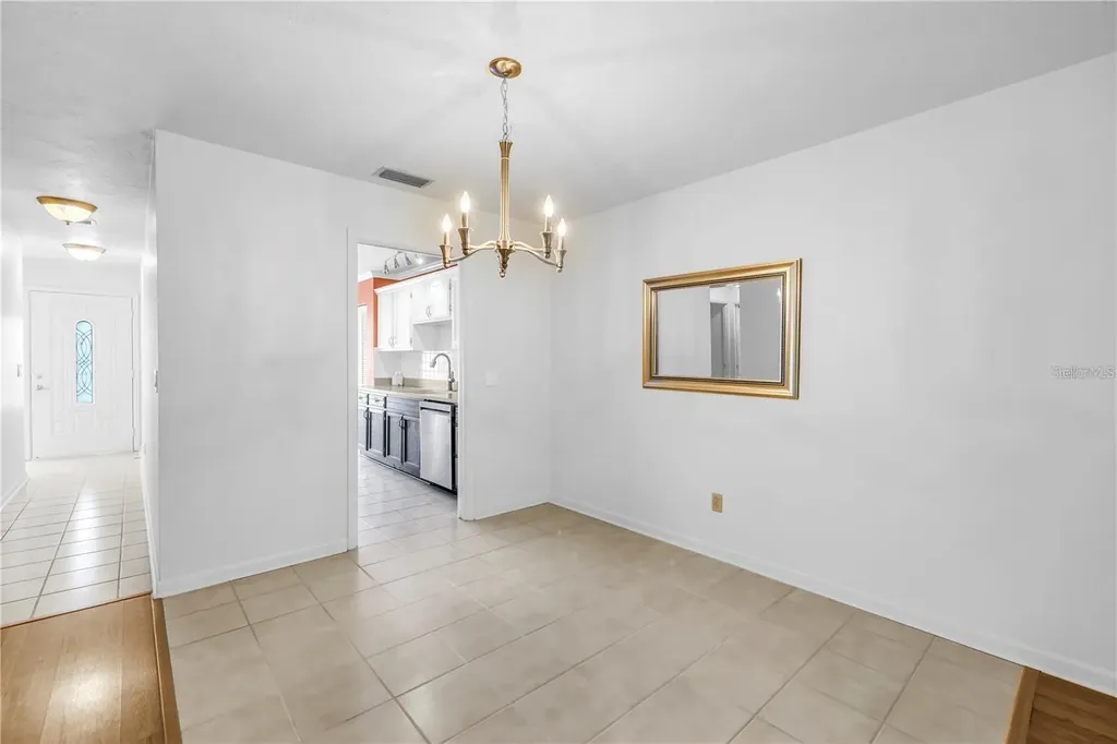 93 Boca Ciega Point Boulevard N St Petersburg FL 33708