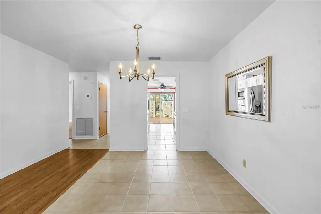 93 Boca Ciega Point Boulevard N St Petersburg FL 33708
