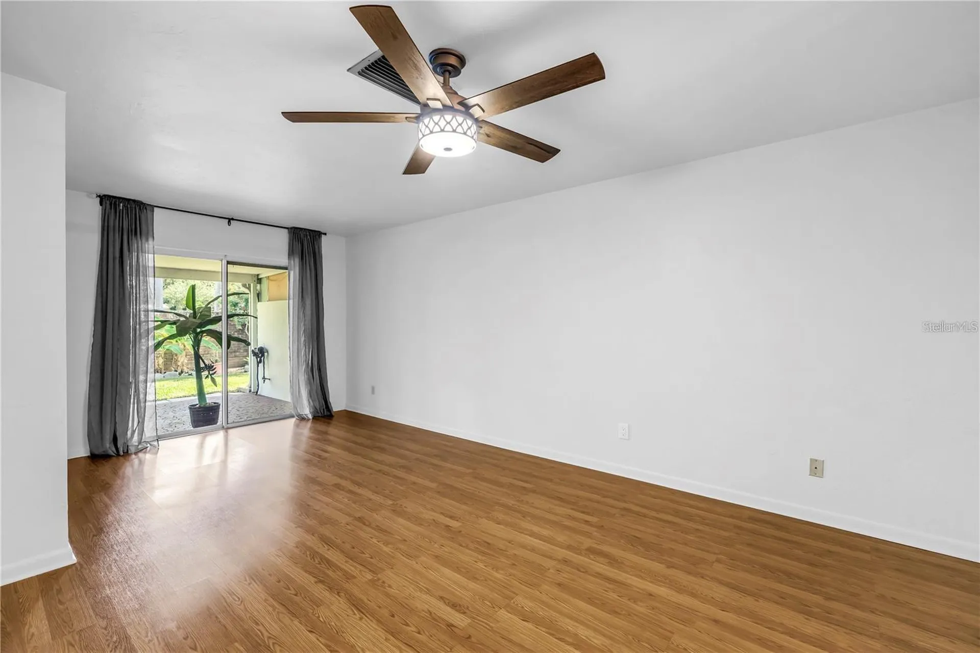 93 Boca Ciega Point Boulevard N St Petersburg FL 33708