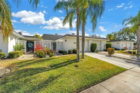 93 Boca Ciega Point Boulevard N St Petersburg FL 33708