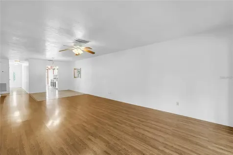 93 Boca Ciega Point Boulevard N St Petersburg FL 33708