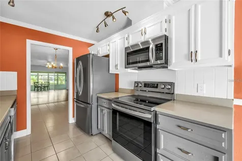93 Boca Ciega Point Boulevard N St Petersburg FL 33708