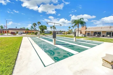 93 Boca Ciega Point Boulevard N St Petersburg FL 33708