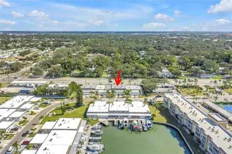 93 Boca Ciega Point Boulevard N St Petersburg FL 33708