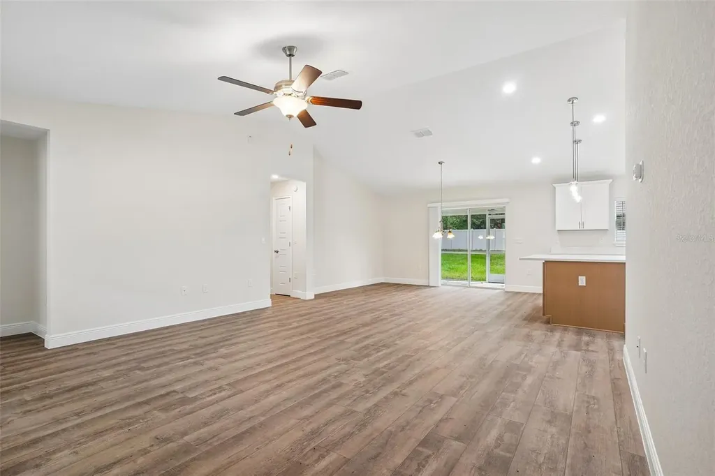 11591 Mockingbird Drive Dunnellon FL 34432