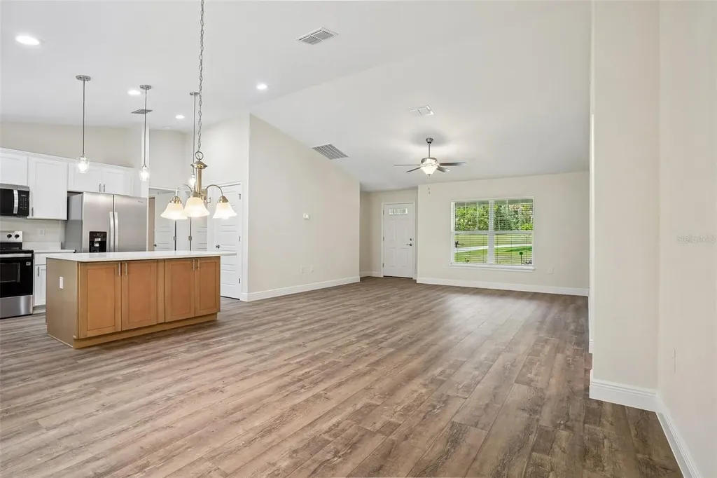 11591 Mockingbird Drive Dunnellon FL 34432