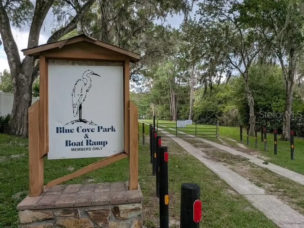 11591 Mockingbird Drive Dunnellon FL 34432