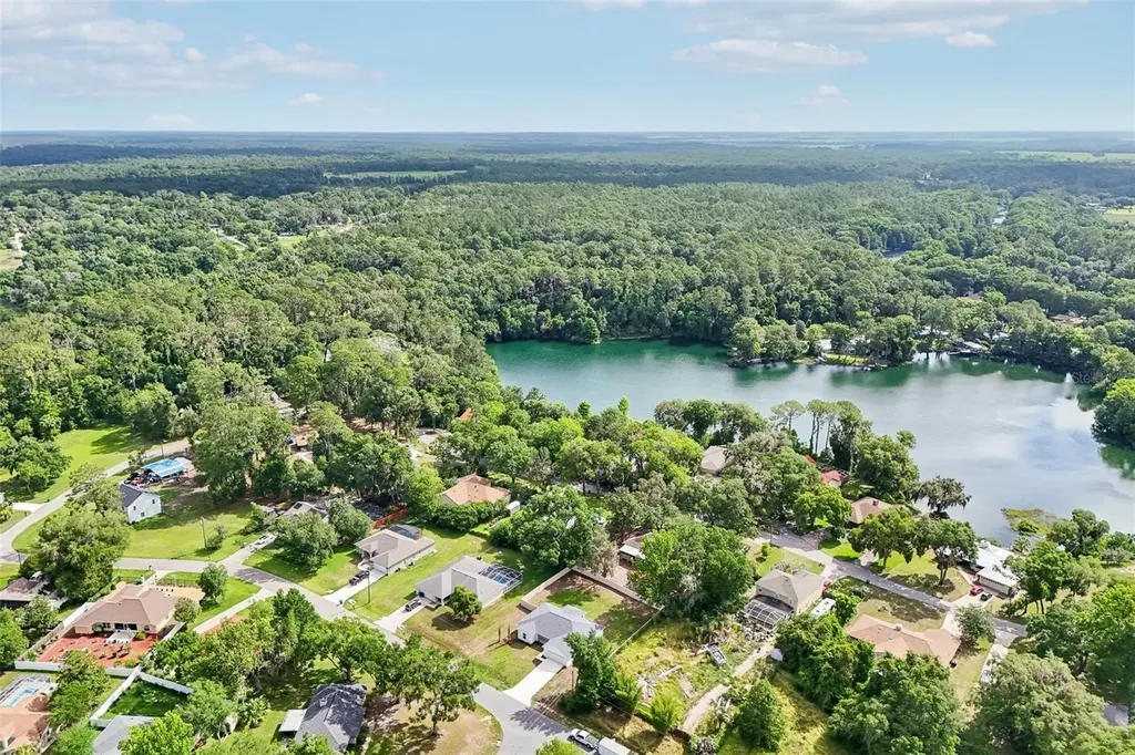 11591 Mockingbird Drive Dunnellon FL 34432