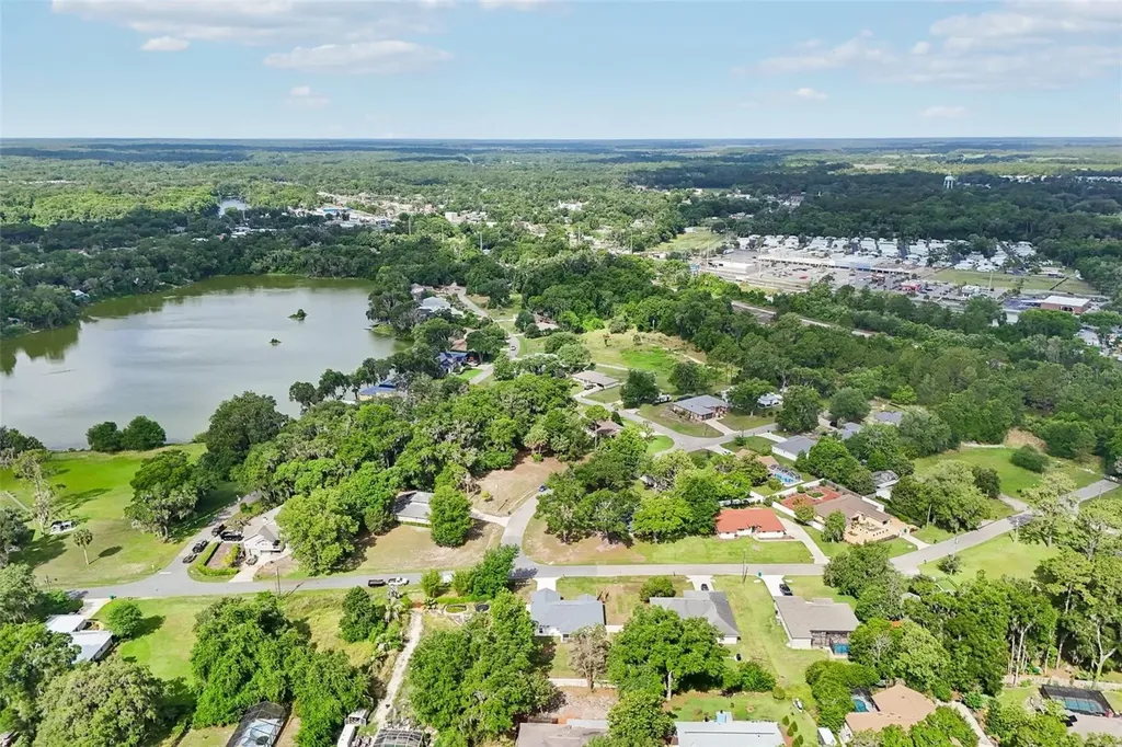 11591 Mockingbird Drive Dunnellon FL 34432