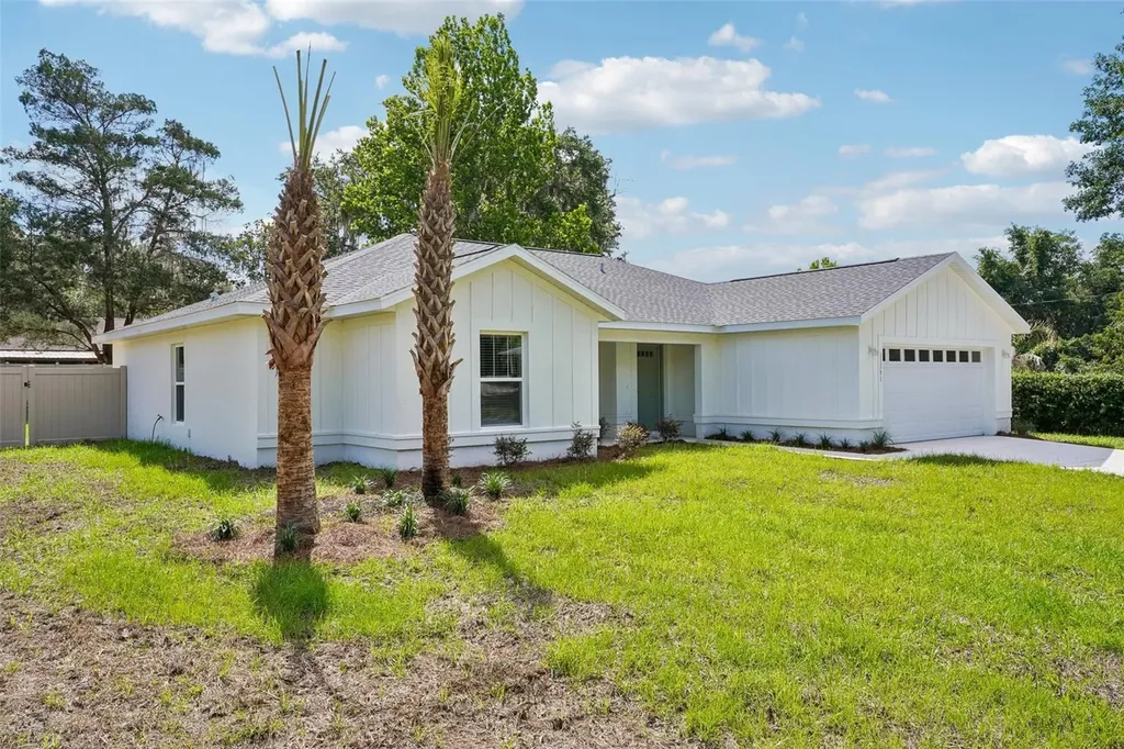 11591 Mockingbird Drive Dunnellon FL 34432