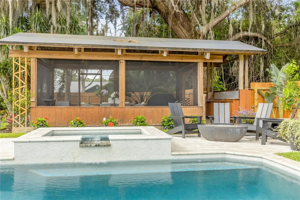 233 W Ariel Road Edgewater FL 32141