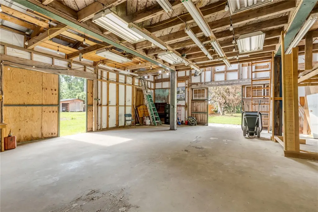 233 W Ariel Road Edgewater FL 32141