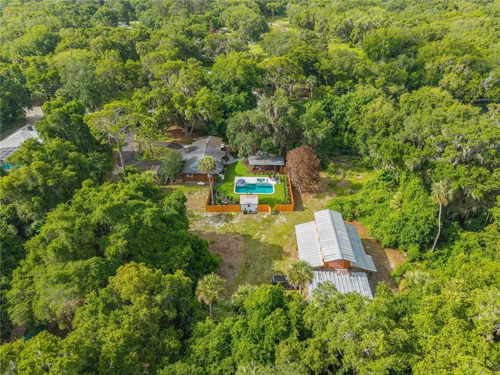 233 W Ariel Road Edgewater FL 32141
