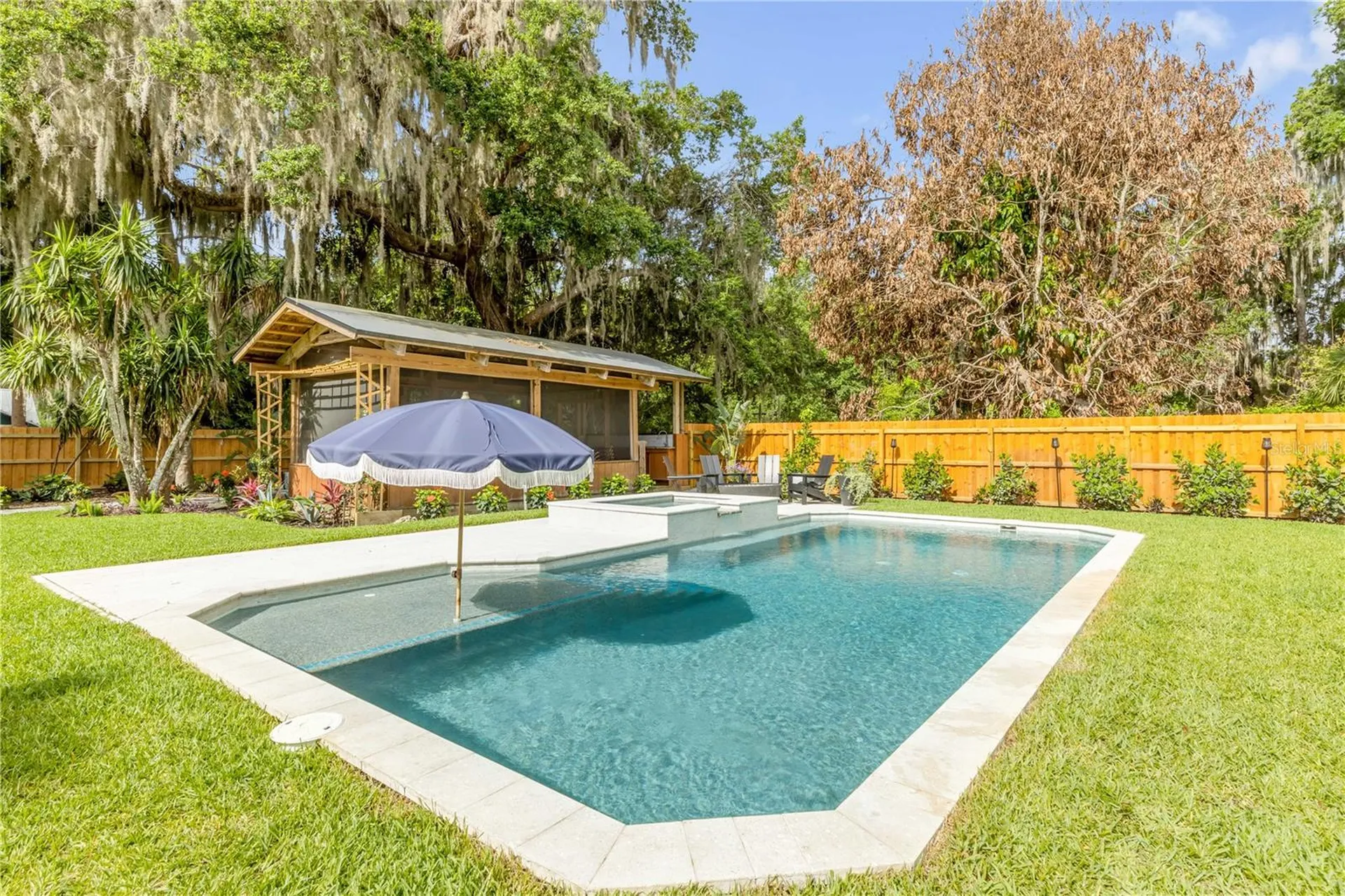 233 W Ariel Road Edgewater FL 32141