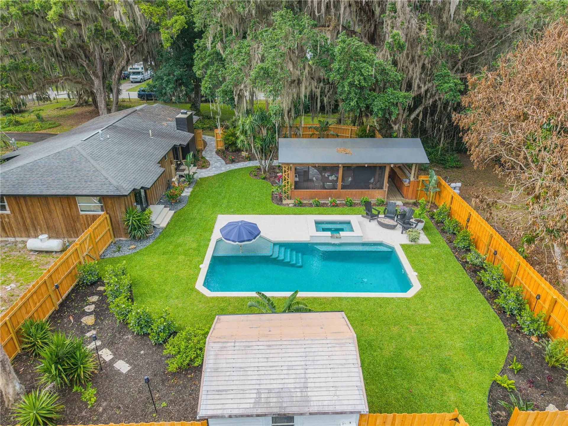 233 W Ariel Road Edgewater FL 32141