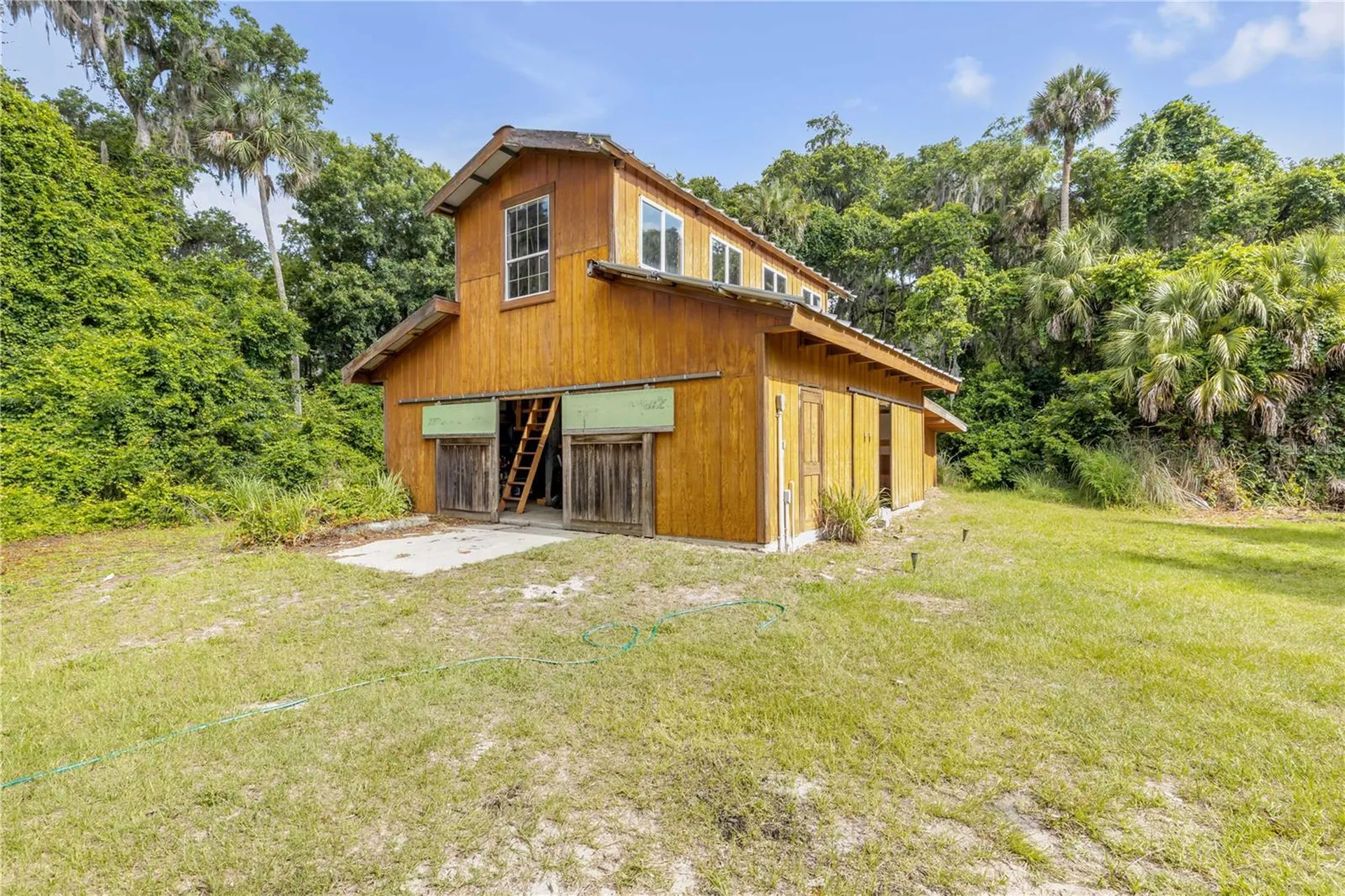 233 W Ariel Road Edgewater FL 32141