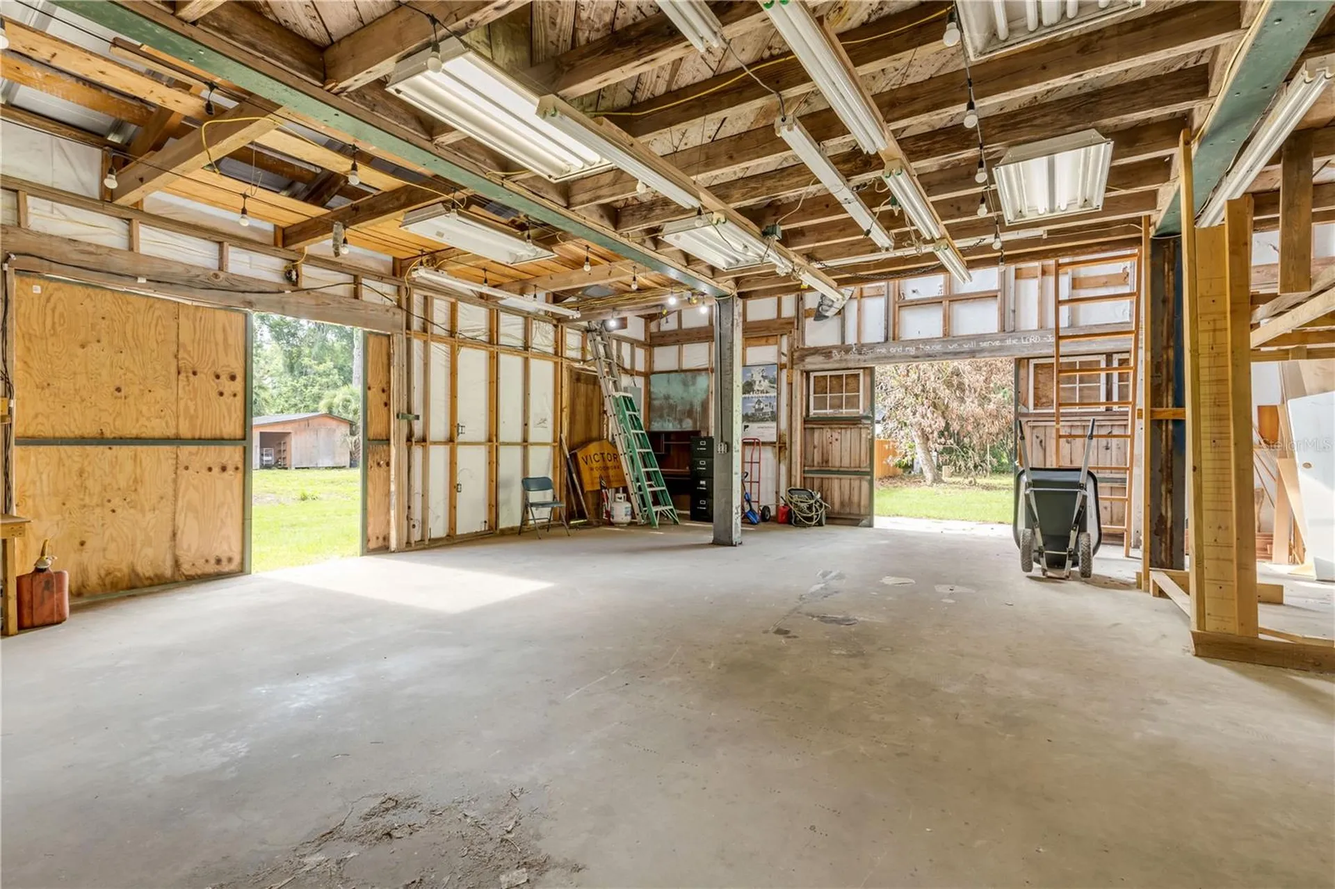 233 W Ariel Road Edgewater FL 32141